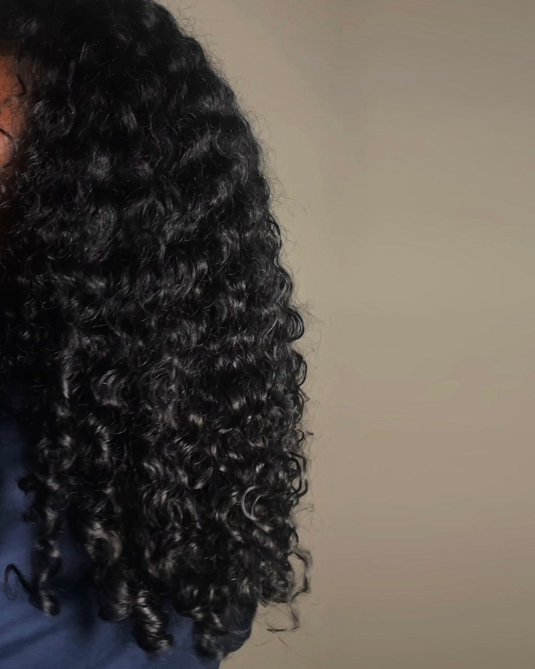 NOVA CURLY (Pre-Order)